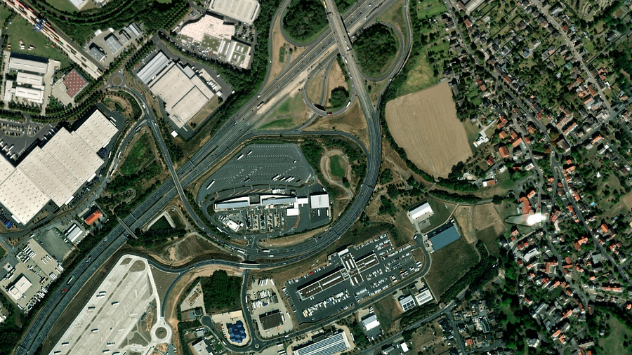 Area di parcheggio per autocarri SVG Autohof Lohfeldener Rüssel Lohfelden