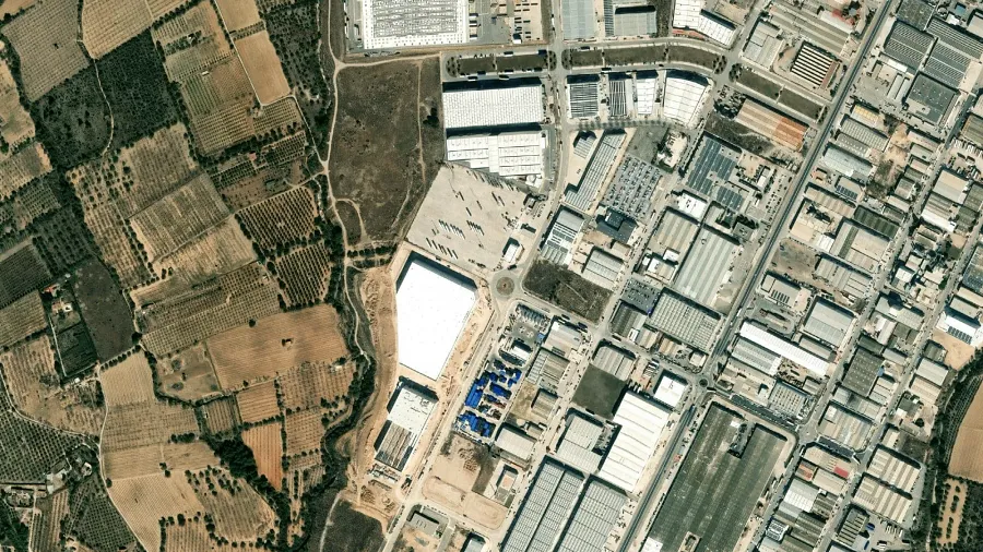 Parkareal LLULL 80 SL in Valls