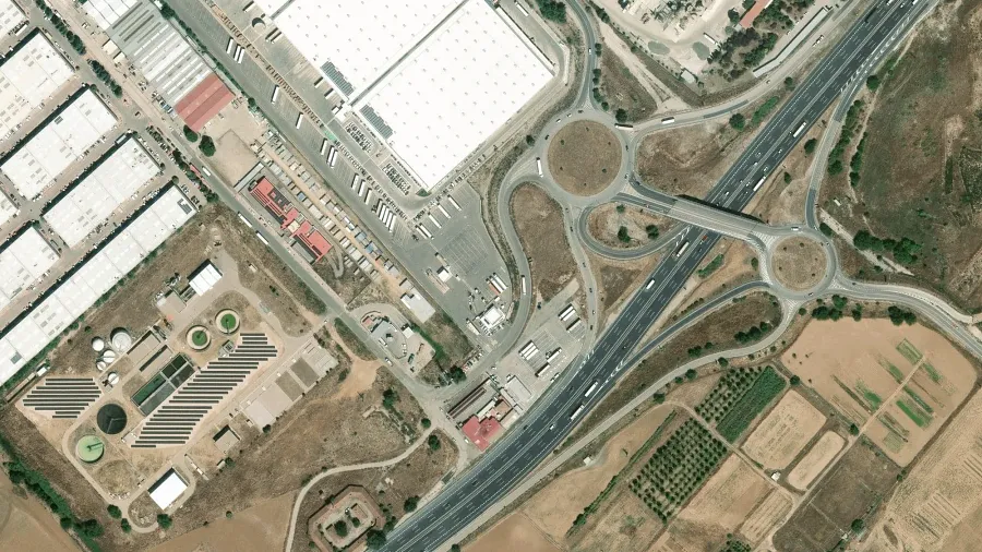 Truck parking lot MOEVE Truck Village PASSAC in Meco