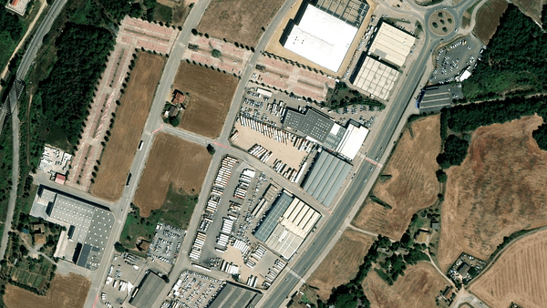 Parkareal Truck Center 1 in Fornells de la Selva