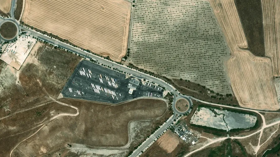 Parkareal Truck Village MOEVE in Getafe