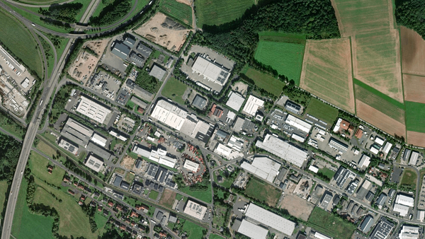 Tehergépkocsik parkolója Oscar Herzig GmbH in Eichenzell