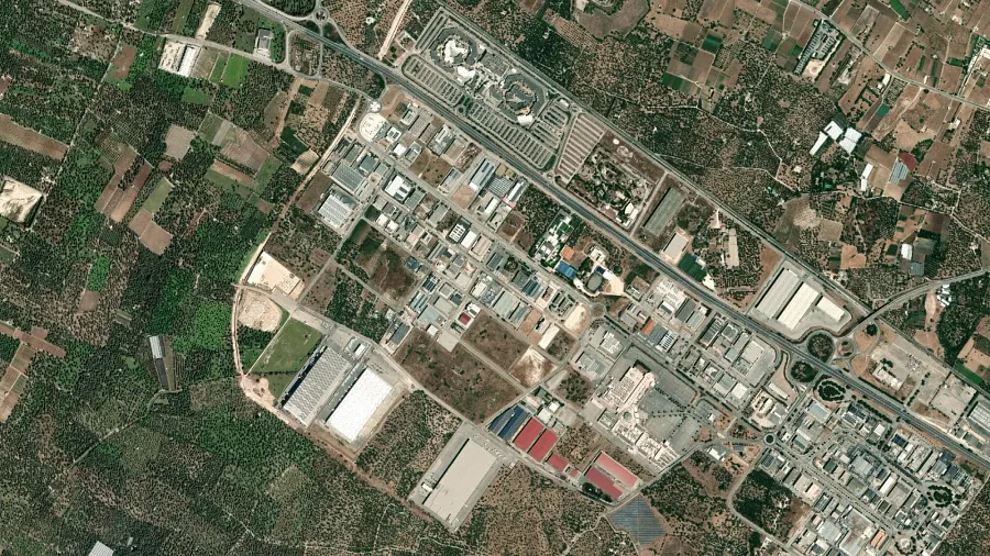 Area di parcheggio per autocarri Truck Center SRL Molfetta