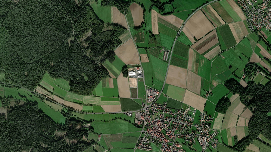 Tehergépkocsik parkolója Olaf Jehn SBV in Ebersburg