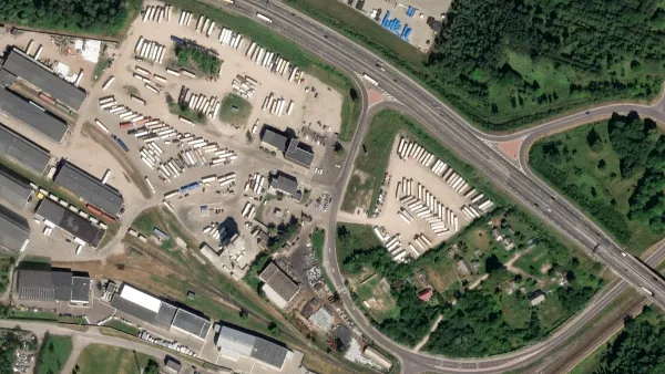 Parkareal KT VALDA Truck Stop in Kaunas