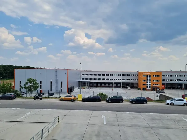 Area di parcheggio per autocarri Gebrüder Weiss Slovakia Senec