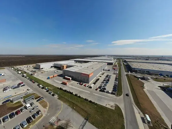 Area di parcheggio per autocarri Gebrüder Weiss Slovakia Senec