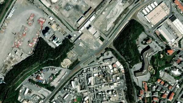 Parkareal Vernazza Autogru S.r.l. in Vado Ligure