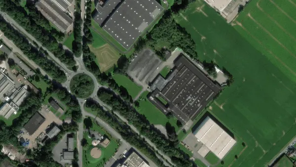 Parkareal Trucks in Seneffe