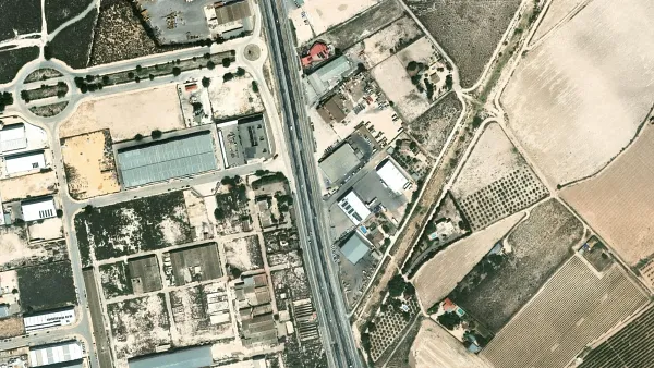 Parkareal Talleres Emilio S.L in Villena