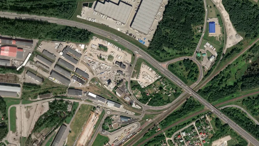 Parkareal KT VALDA Truck Stop in Kaunas