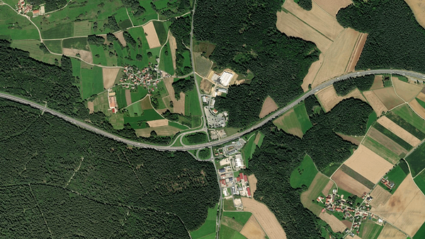 Area di parcheggio per autocarri Total Autohof Alfeld
