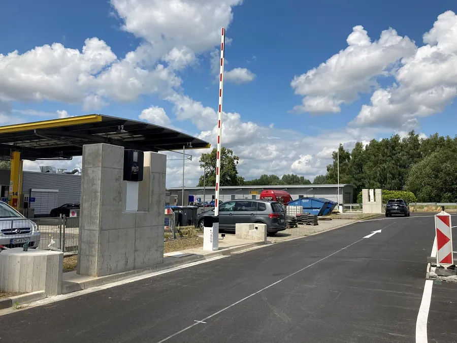 Місце для паркування вантажівок L Port в Dissen am Teutoburger Wald