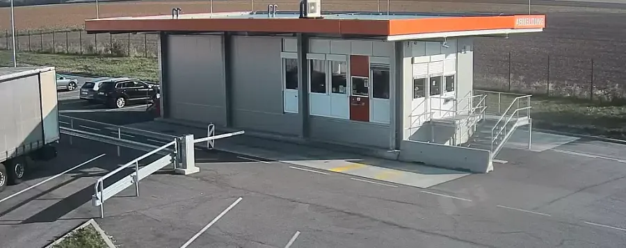 Area di parcheggio per autocarri Gebrüder Weiss Maria-Lanzendorf