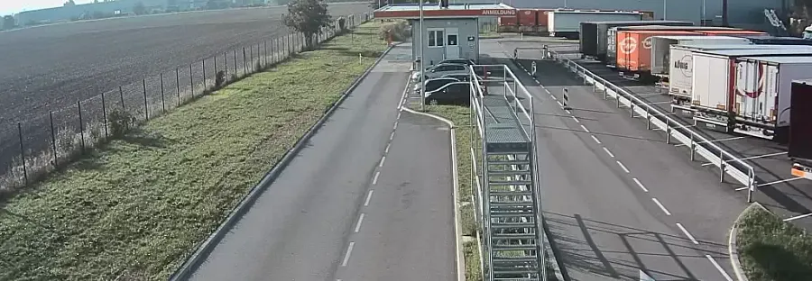 Area di parcheggio per autocarri Gebrüder Weiss Maria-Lanzendorf