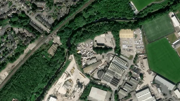 Tehergépkocsik parkolója SE Broscombe Ltd. in Huddersfield