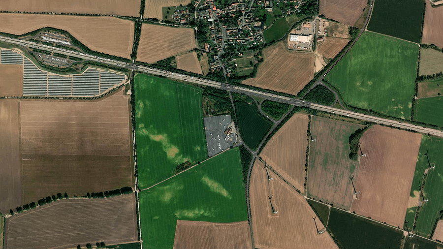 Area di parcheggio per autocarri ARAL Autohof Uhrsleben Erxleben