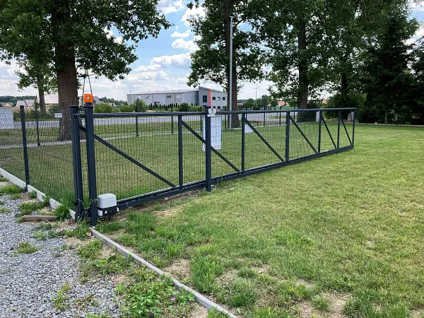 Parkareal S8 in Oleśnica (Gmina)