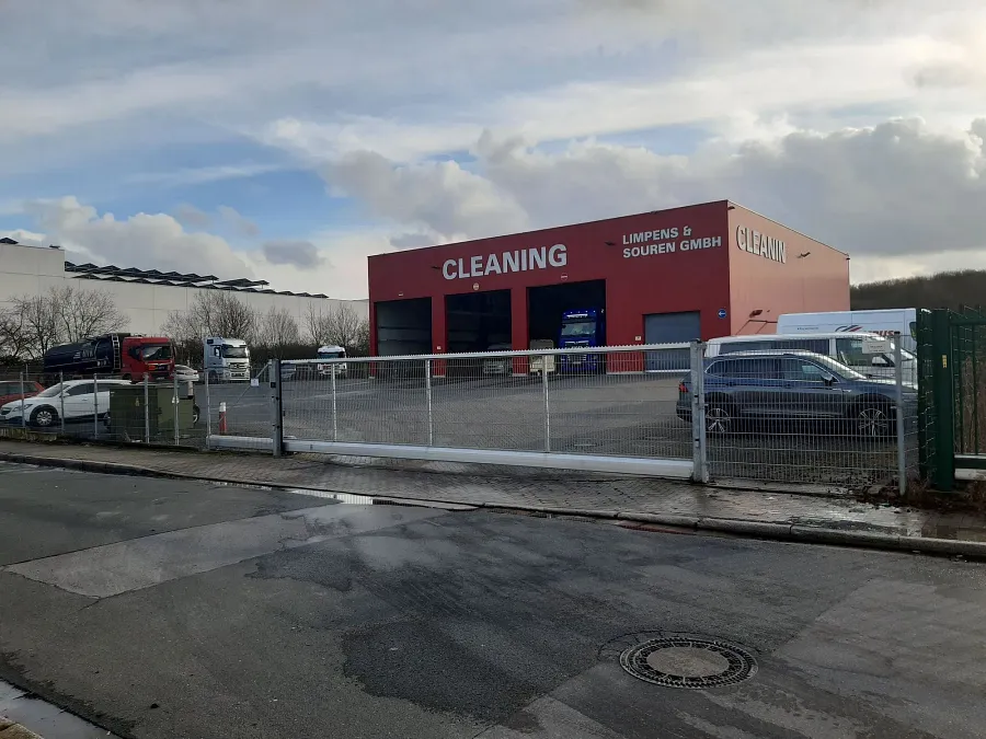 Parking dla ciężarówek Cleaning Limpens GmbH w Bottrop