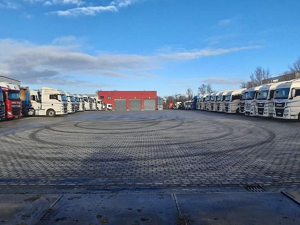 Area di parcheggio per autocarri Cleaning Limpens GmbH Bottrop