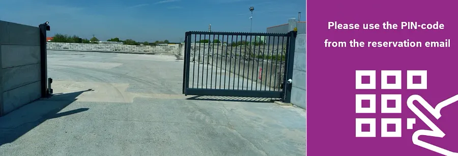 Tehergépkocsik parkolója Truckhous in La Chapelle-d'Armentières