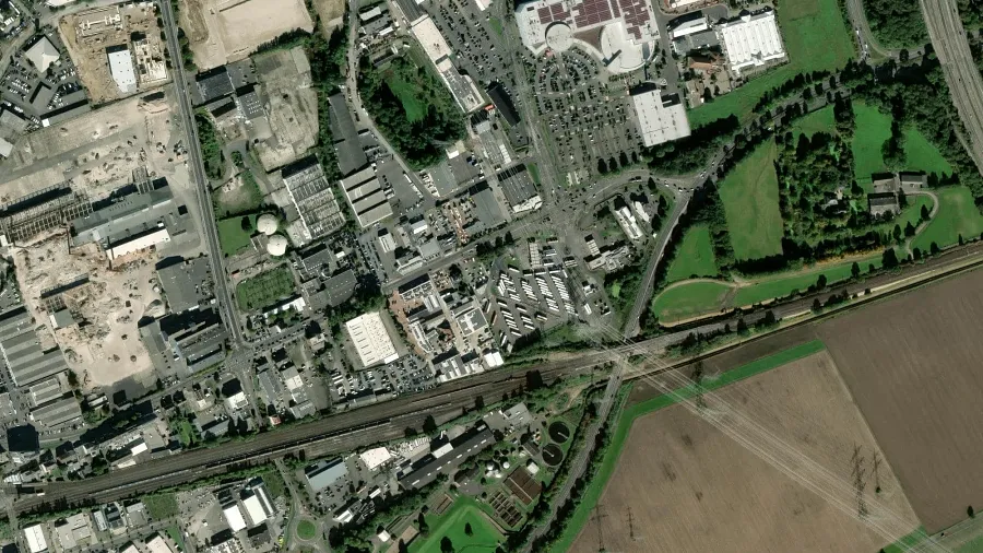 Area di parcheggio per autocarri Premium Frechen