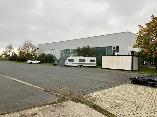 Місце для паркування вантажівок Simple в Markranstädt