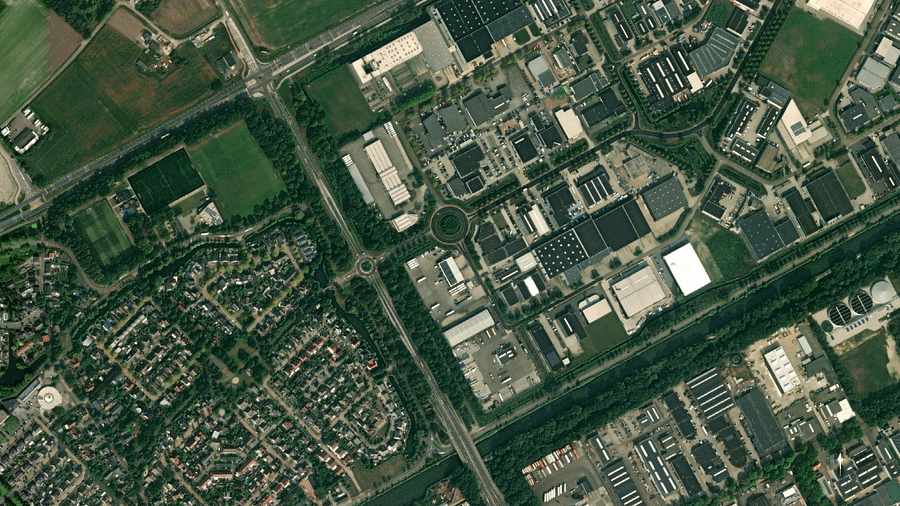 Zona de parcare pentru camioane Tullemans Services în Weert
