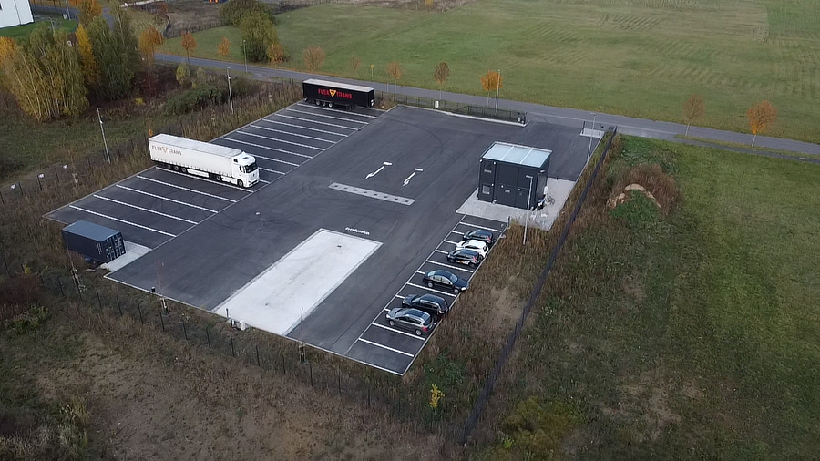 Area di parcheggio per autocarri Flex Trans Rötha