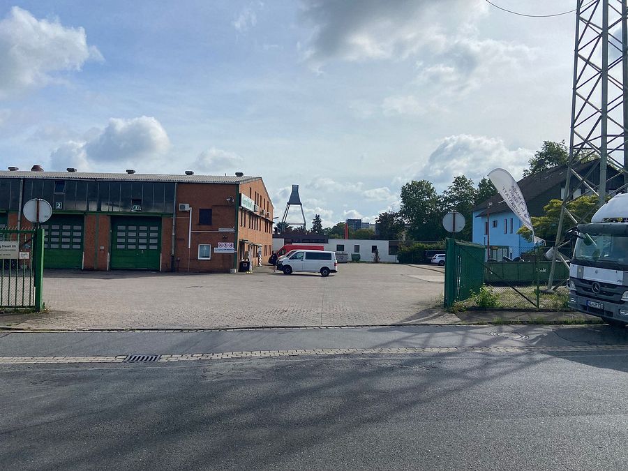 Parking dla ciężarówek Hansa Service Hannover w Ronnenberg
