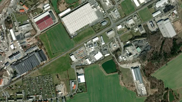 Місце для паркування вантажівок TWT Tanken Waschen GmbH в Triptis