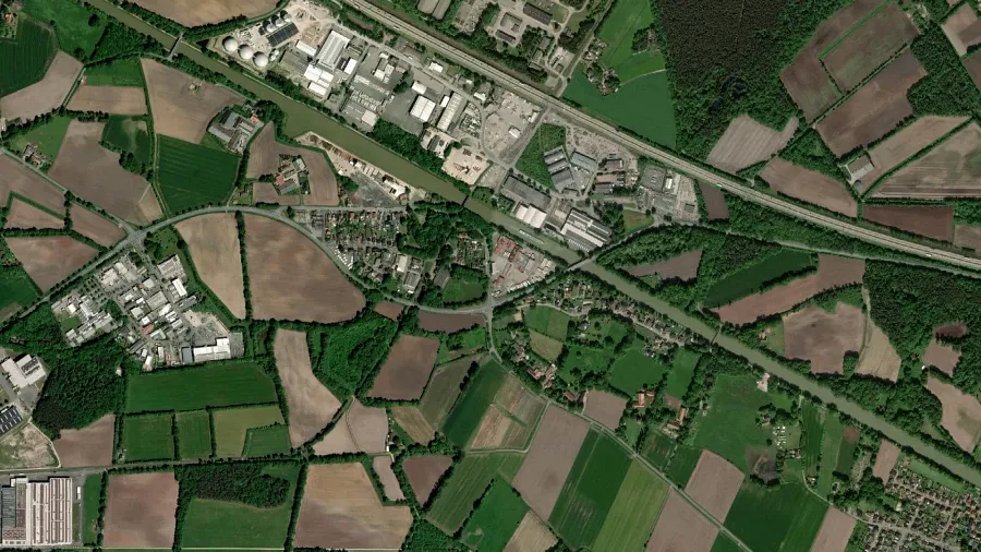 Truck parking lot SCL Steinkühler Silolager und Container Logistik GmbH & C... in Rheine