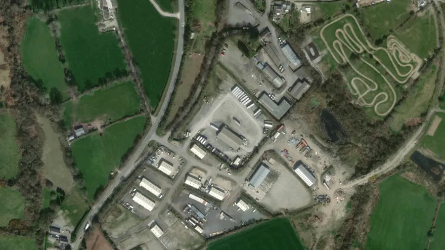 Parkareal Frenni Transport Ltd. in Crymych