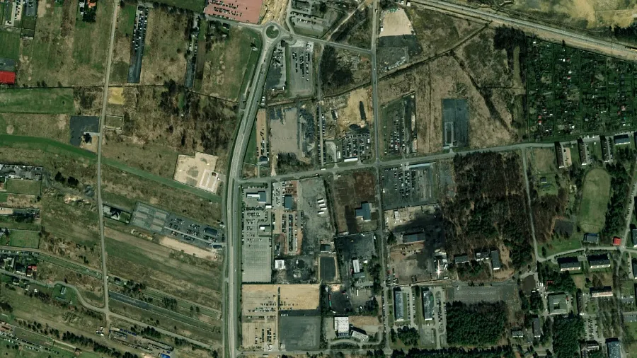 Parkareal na 5 Pyrzowice in Ożarowice