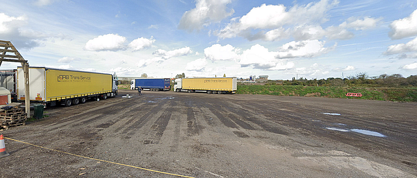 Truck parking lot Mervo Trans in Sittingbourne