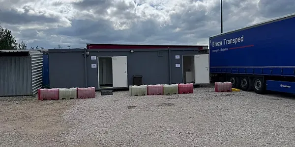 Parkareal Pearl Truck Stop Woodville in Swadlincote