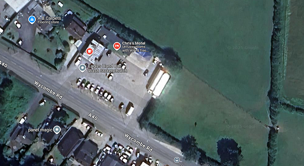 Area di parcheggio per autocarri Chris's Cafe & Motel High Wycombe