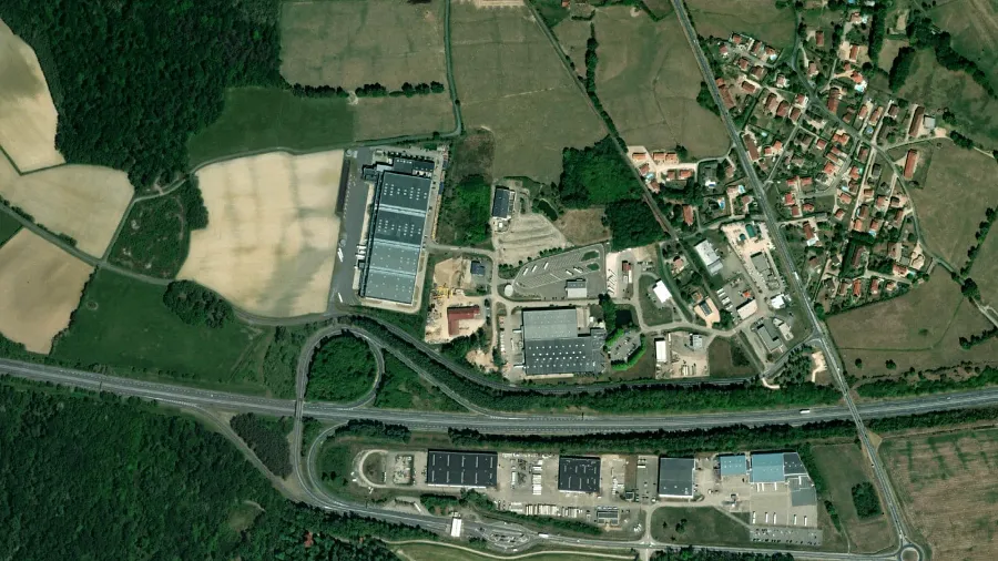 Parkareal SIFTAS Poids Lourds Sécurisé in Attignat