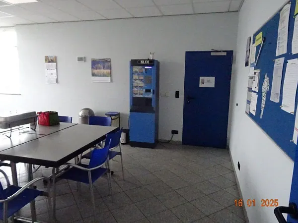 Місце для паркування вантажівок Hans K. Schmitt GmbH & Co. KG в Schmölln