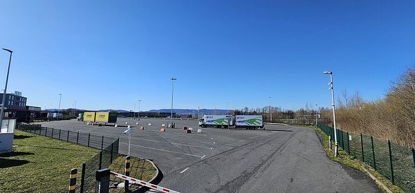Area di parcheggio per autocarri SVG Autohof Lohfeldener Rüssel Lohfelden