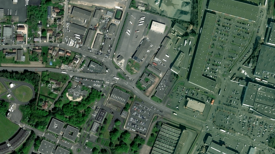Truck parking lot Delisle Saran in Fleury-les-Aubrais