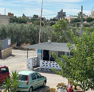 Autoparco Albergo di Albergo Vito & c S.A.S (iPark24h)