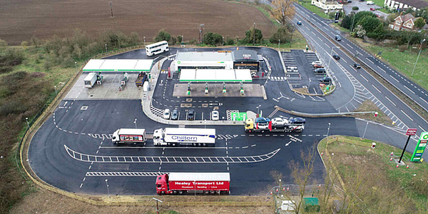 Area di parcheggio per autocarri Astwick Service Station Highway Stops Retail Ltd. Baldock