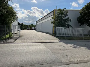 Parkareal Truck Service Bobak in Ginsheim-Gustavsburg