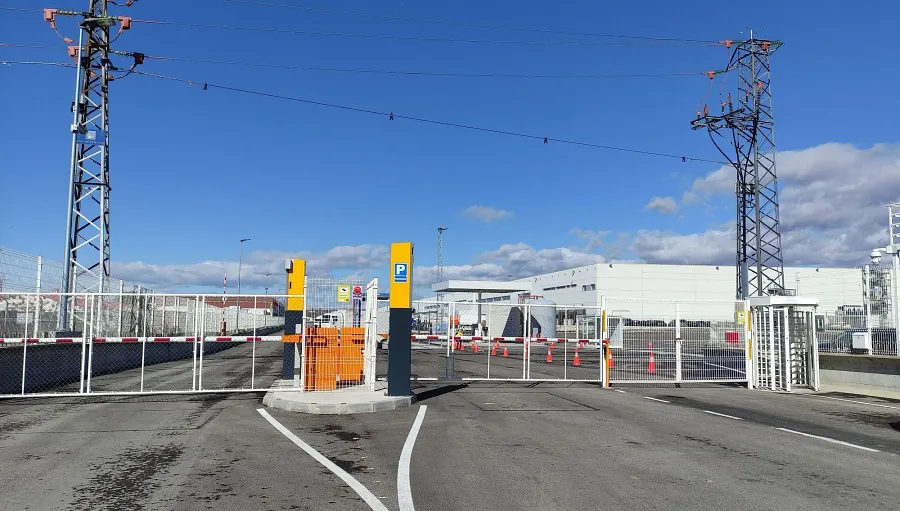 Truck parking lot MOEVE Truck Village PASSAC in Meco