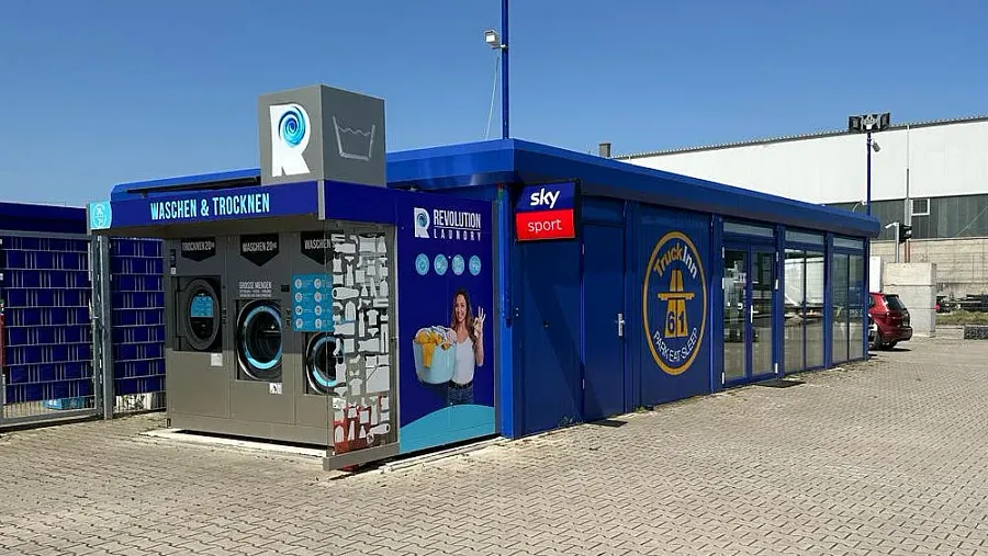 Truck parking lot Truck Inn A61 in Weilerswist