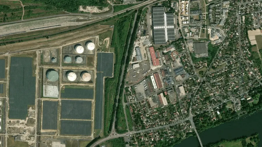 Parkareal Transports Meslet & Wash in Gargenville