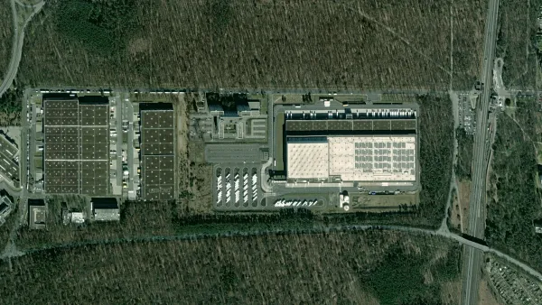 Місце для паркування вантажівок REWE Logistikzentrum в Neu-Isenburg