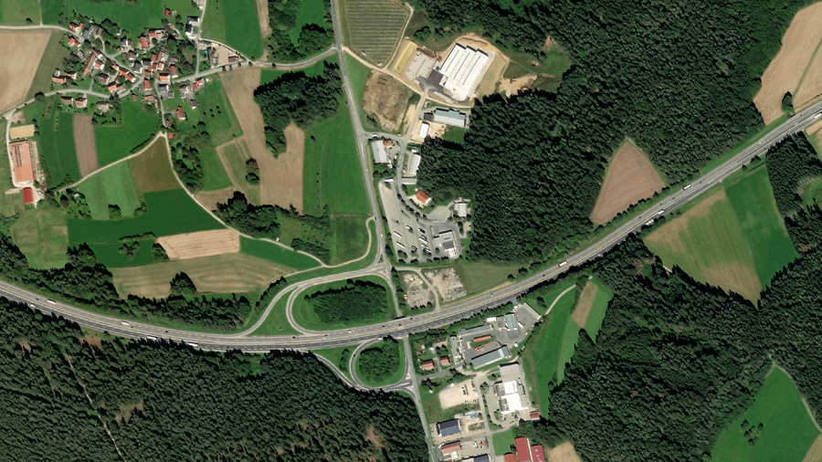 Area di parcheggio per autocarri Total Autohof Alfeld