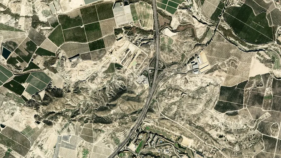 Parkareal Shell Puerta de Vera Levante Energy Center SL in Antas